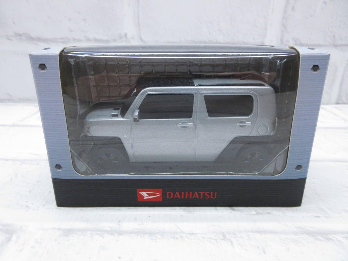 ダイハツタフト　店頭色見本品？(プルバックカー) 8色セット Amazon | ミニカー ダイハツ タフト TAFT ブライトシルバーメタリック