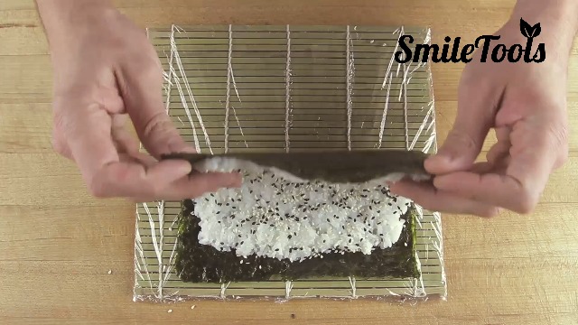 Bambus Sushi Making Kit – 2 Rollmatten, 5 Paar Stäbchen, Saucenschale, Reispaddel & Mehr – Plastikfrei