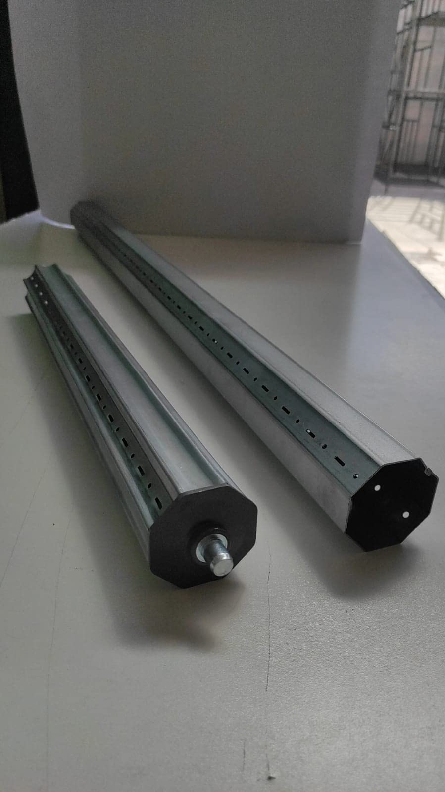 Kit COMPLETO Rullo per Tapparelle Avvolgibili a Cinghia REGOLABILE e RESISTENTE Varie Misure Disponibili (da 100 cm a 135 cm)
