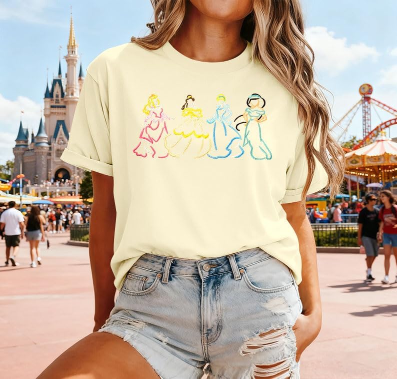 Magical Shirt for Women Embroidered Princess Shirts Oversized Family Vacation T-Shirt Casual Holiday Tops - Image 5