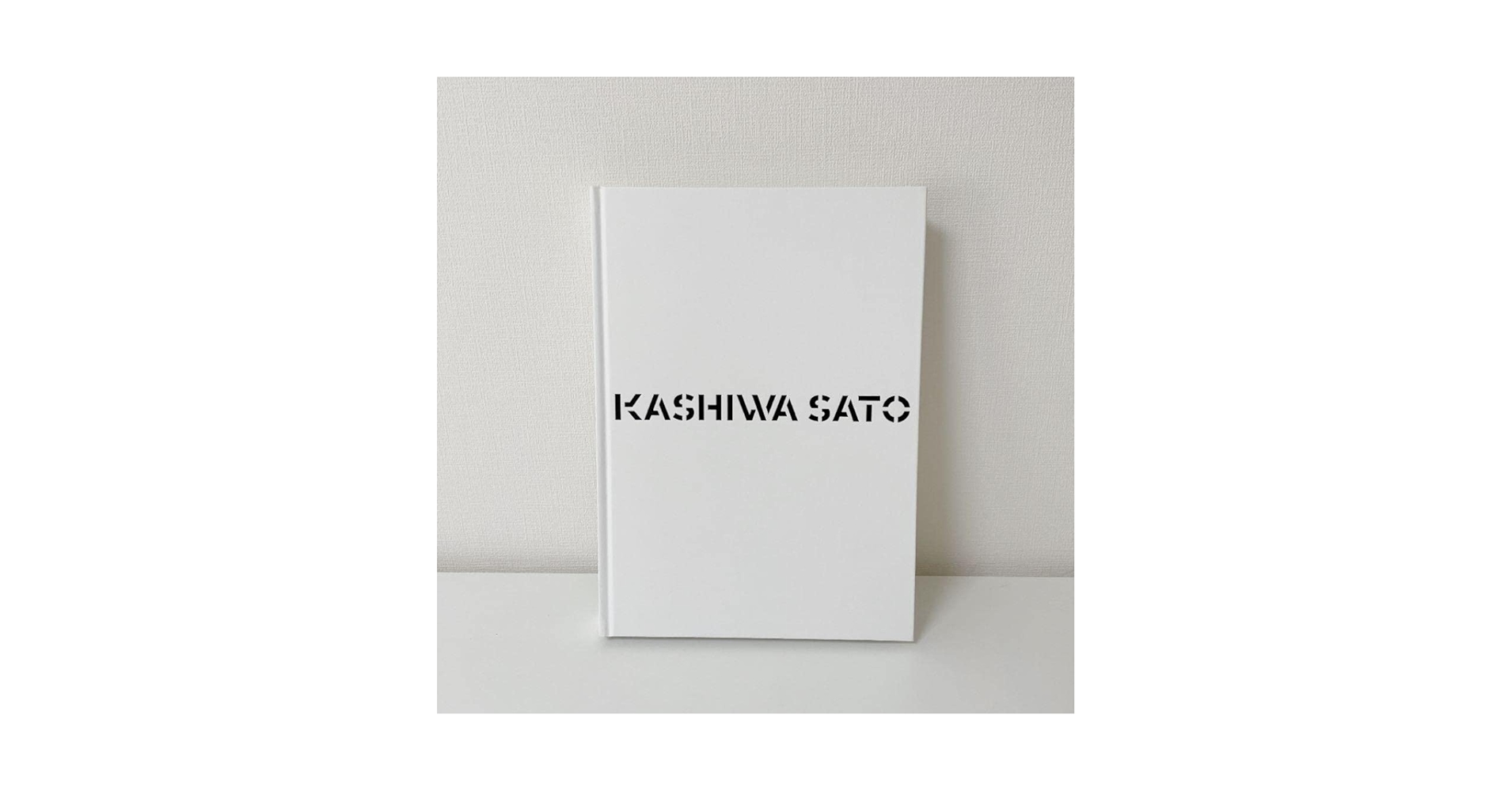 Amazon.co.jp: 『佐藤可士和展』公式図録 国立新美術館 デザイン