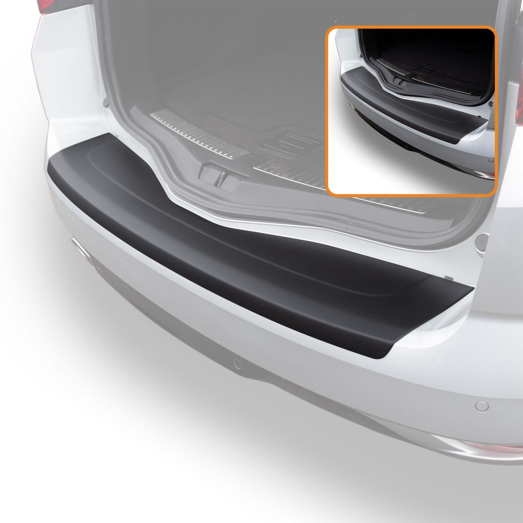 Travall Car Trunk Bumper Protector Compatible with Renault Megane Estate (2016-) - Vehicle-Specific Black Smooth Plastic Bumper Protection Against Scuffs and Scratches