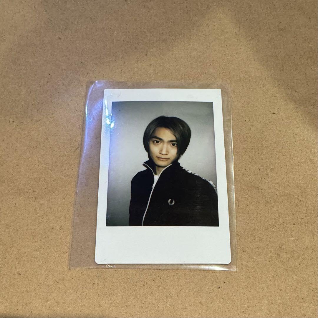 Amazon.co.jp: 12.ホリNS WATWING髙橋颯 チェキ : おもちゃ 