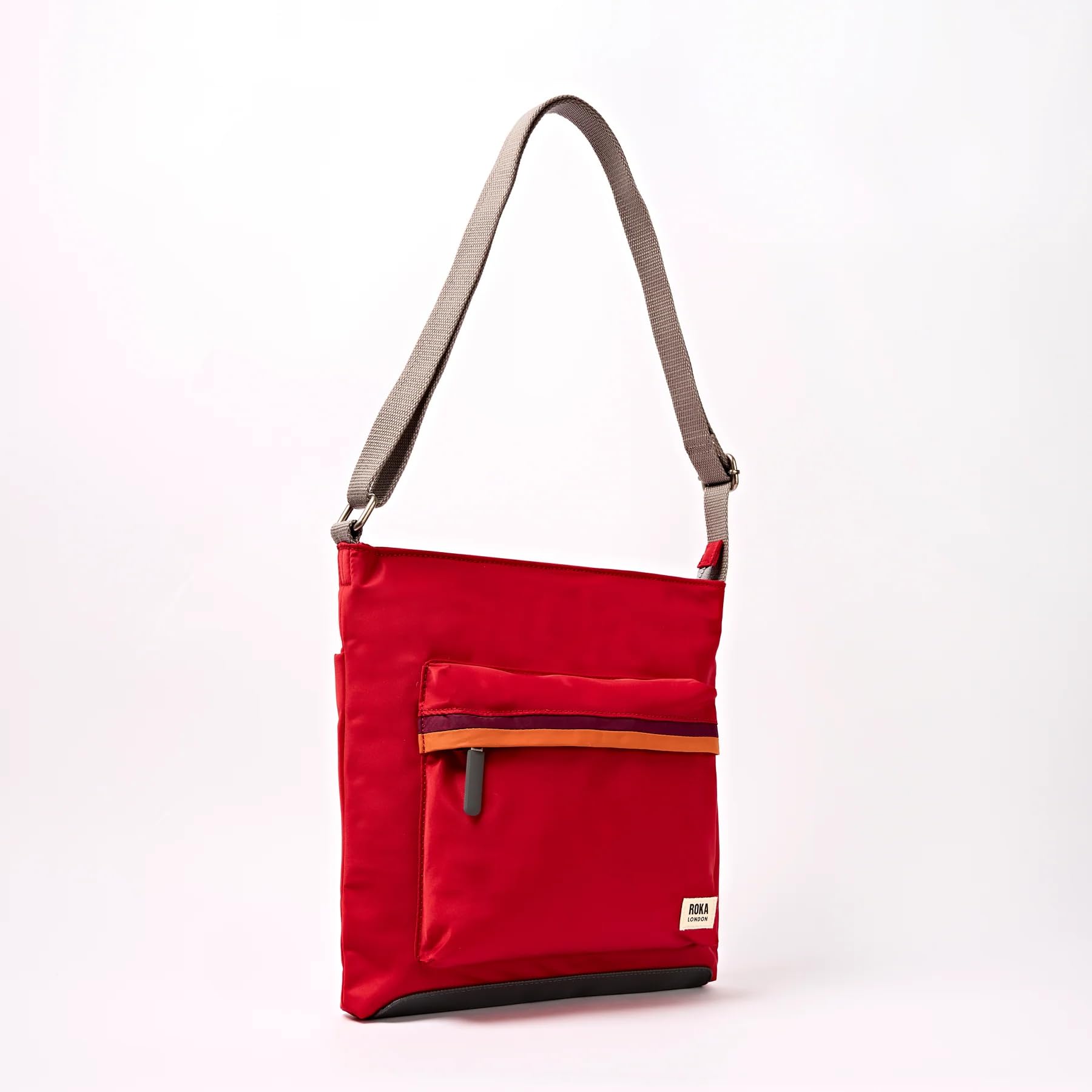 ROKA London Kennington Crossbody Bag – Borsa a tracolla leggera impermeabile per donne e uomini con tracolla regolabile, tasche multiple con cerniera e nylon riciclato