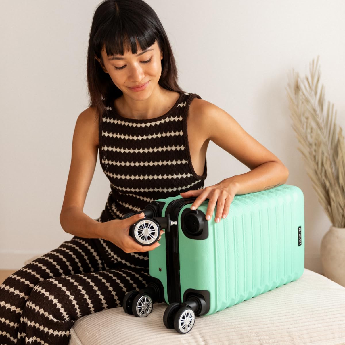 NUMADA - Reisekoffer Kabine 40 x 25 x 20 cm (20 l) Upfly Underseat 16 XXS mit abnehmbaren Rädern, Kabinenkoffer aus ABS, ideal als Handgepäck für Ryanair, Vueling oder Easyjet