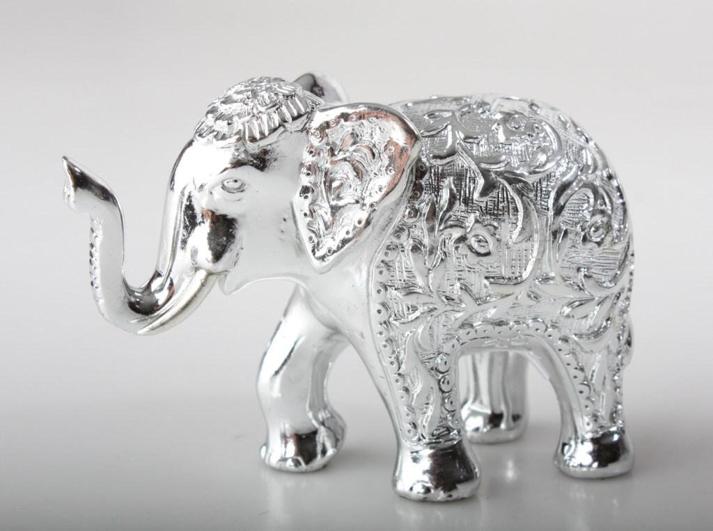 Figurine éléphant ethnique argenté statuette objet déco maison