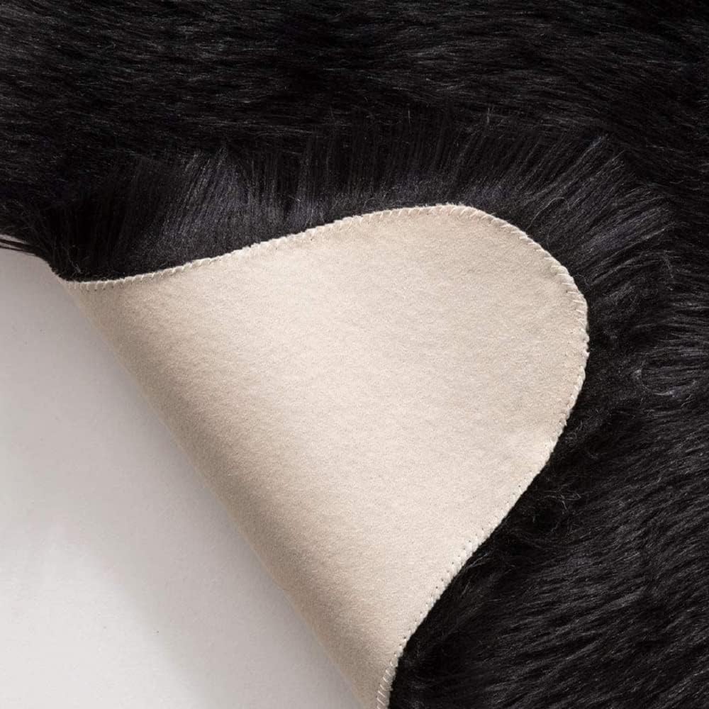 JXLOULAN Soft Flully Faux Fur Area Rugs Black 120 x 160 cm Sheepskin Rug for Bedrooms Floor Living Room Kids Rooms Decor - Image 4