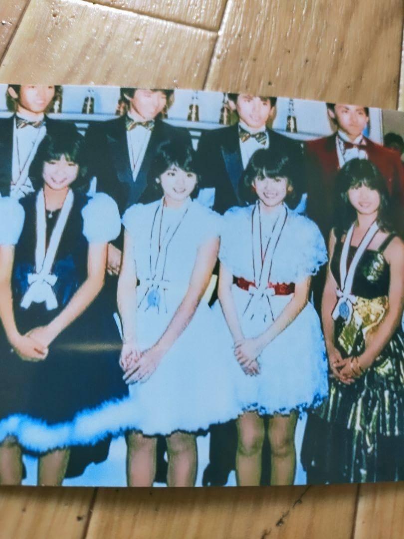 Amazon.co.jp: アイドル 82年組 写真 中森明菜 早見優 小泉