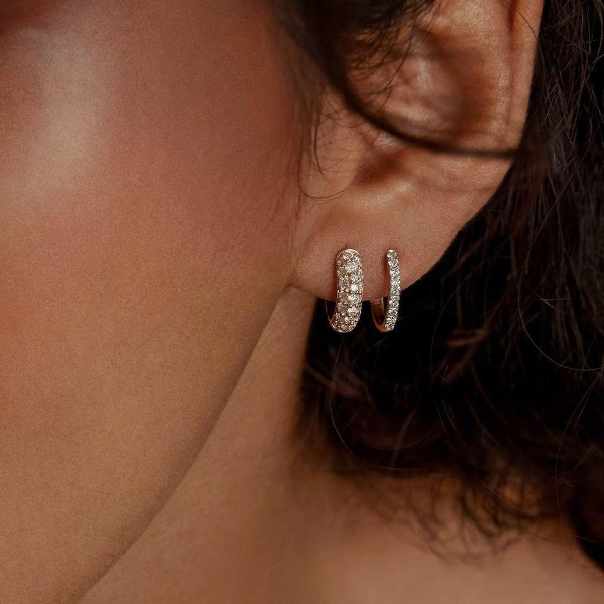 925 Sterling Silver Round Moissanite Small Bold Huggie Earrings | Graceful Lightweight Hoops 丨Hypoallergenic Classic Jewelry Gift for Her Mom Women Wife