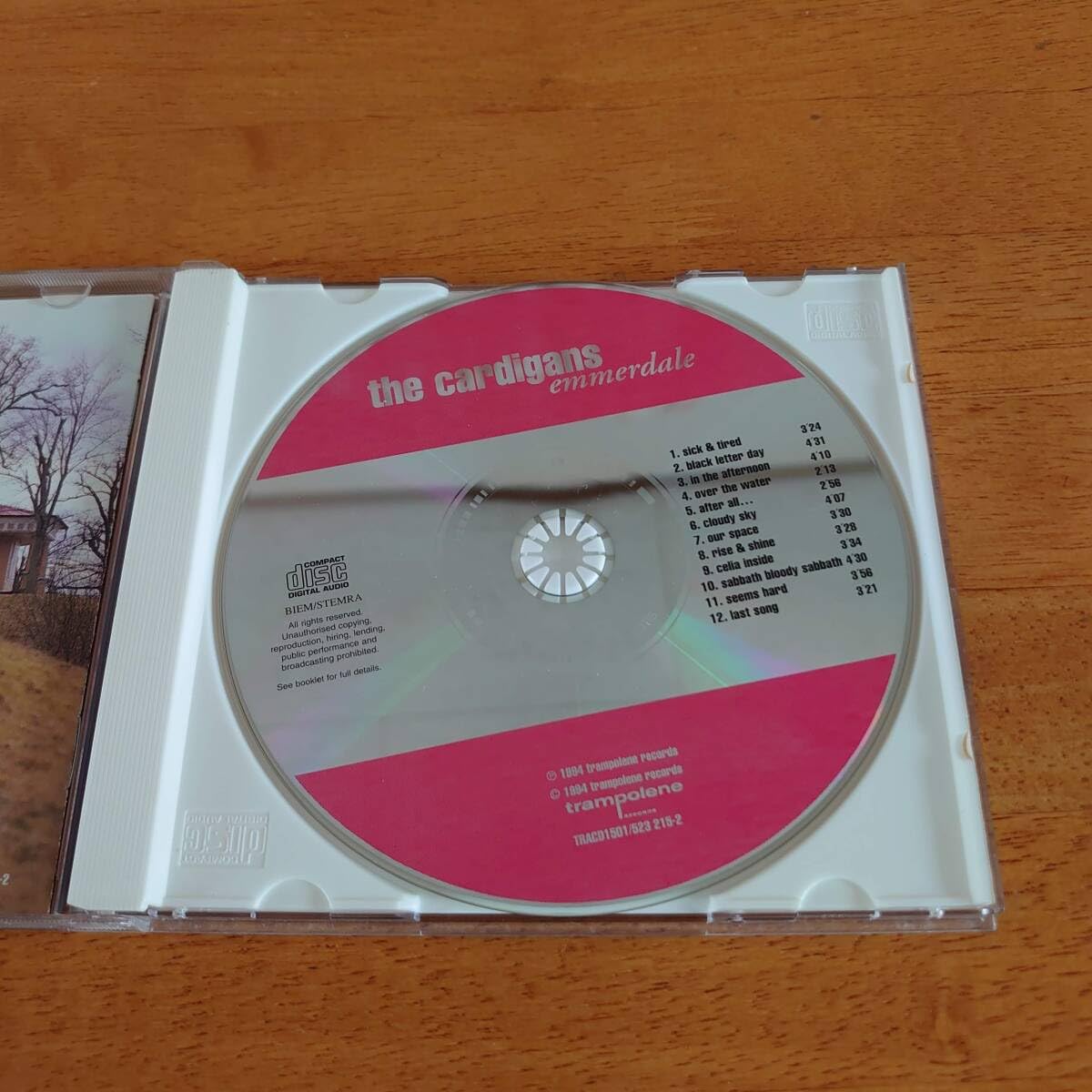 Amazon.co.jp: the cardigans/emmerdale カーディガンズ/エマーデイル