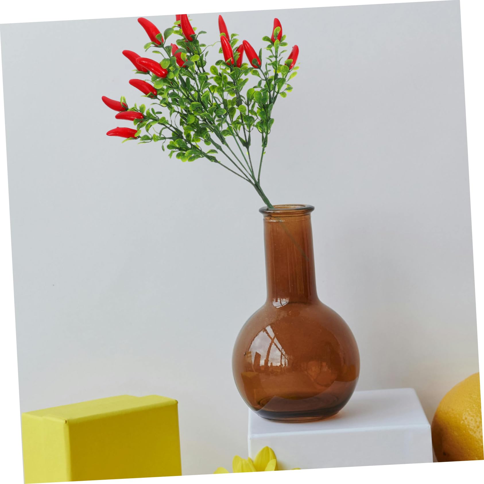 Bouquet di Peperoncini Artificiali Rossi, Rami Vegetali Finti Resistenti allo Sbiadimento, Decorazioni la Casa e Ufficio, Set da 10 Pezzi di Verdure Finte per Display