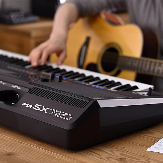 Yamaha 61-Key Arranger Keyboard, Multiple Styles and Voices, Assignable Live Control Knobs PSRSX720
