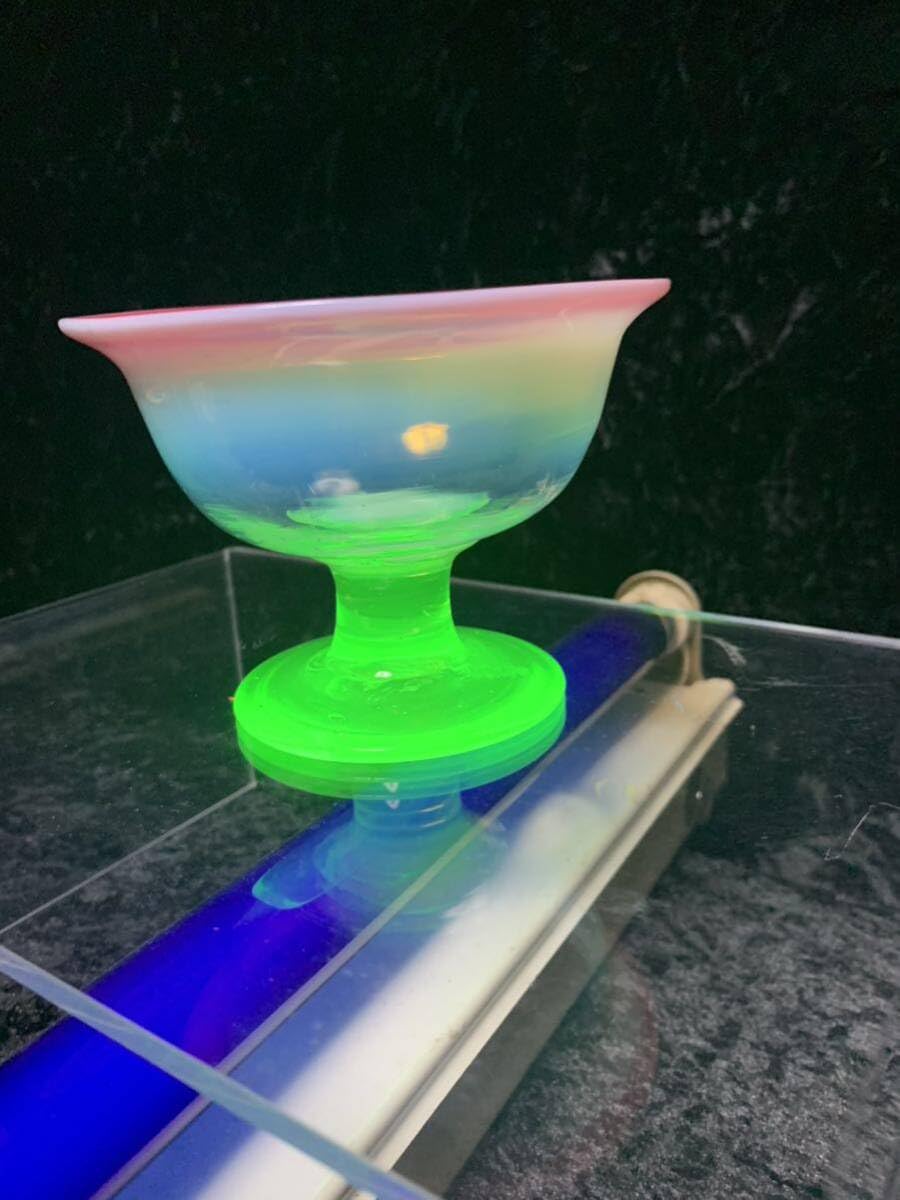 氷カップ ウランガラス ペア ウラン ガラス 氷コップ デザートカップ 美品 氷カップ ウランガラス ペア ウラン ガラス 氷コップ デザート