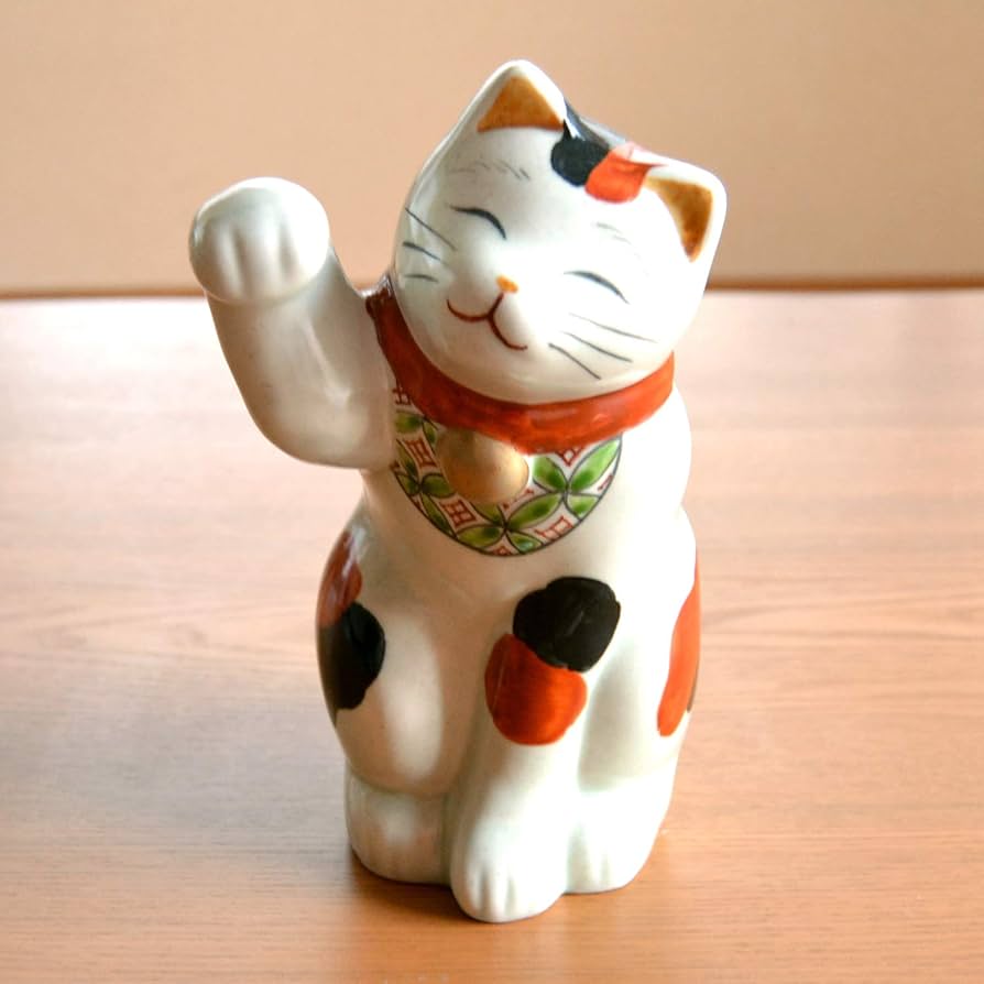 さかな　招き猫　青海波模様　リペアー品　陶器　置物　mr26 さかな 招き猫 青海波模様 リペアー品 陶器 置物 mr26
