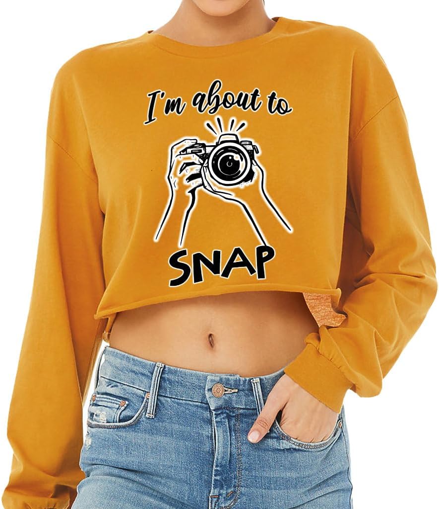 I'm About to Snap Cropped Long Sleeve T-Shirt - Print Women's T-Shirt - Camera Long Sleeve Tee