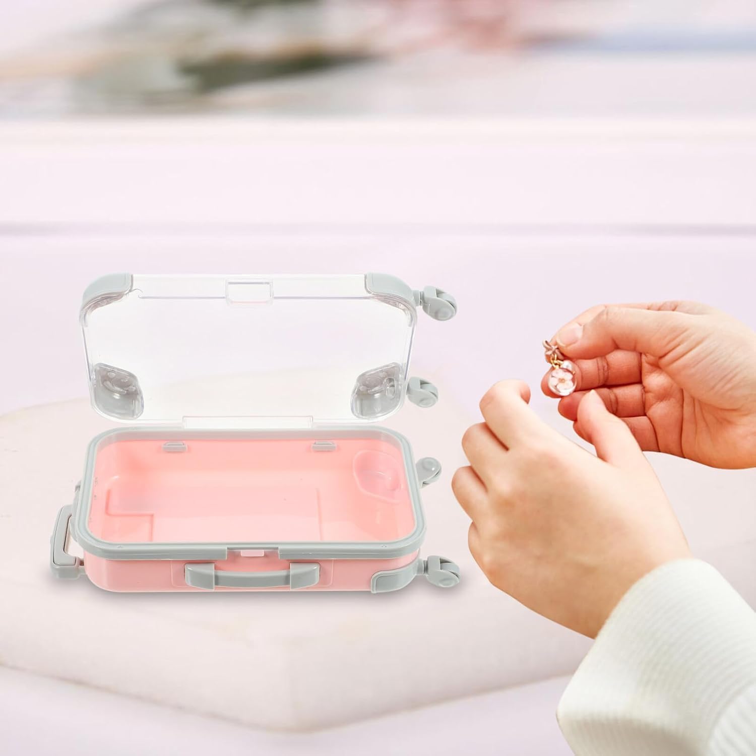 4pcs Mini Suitcase Party Favor Box Plastic Luggage Storage Box Empty Candy False Eyelashes Tray Tiny Suitcase for Travel Party Decoration