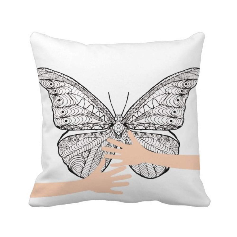 Coussin de Beau Papillon en dessin animalier pour déco de canapé salon