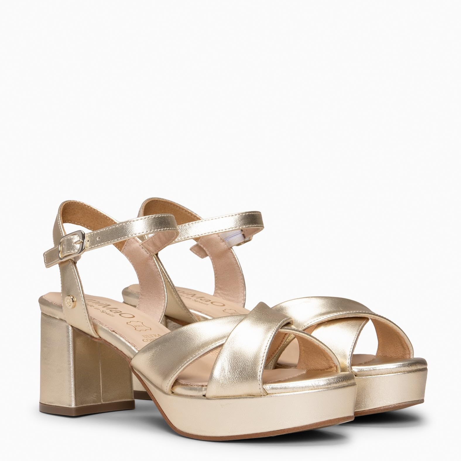 miMaO. Sandalias con plataforma elegantes y cómodas de piel. Diseñado y Fabricado en España