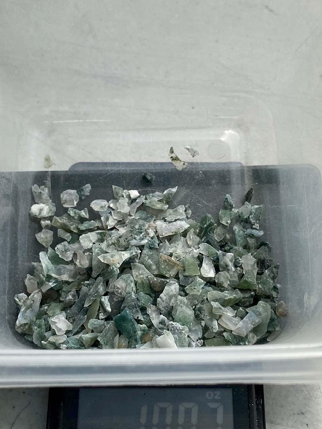 Green Moss Agate - Medium Chips - no Powder - 100% Green Moss Agate Life+Love! New Creations! med(1 Pound)
