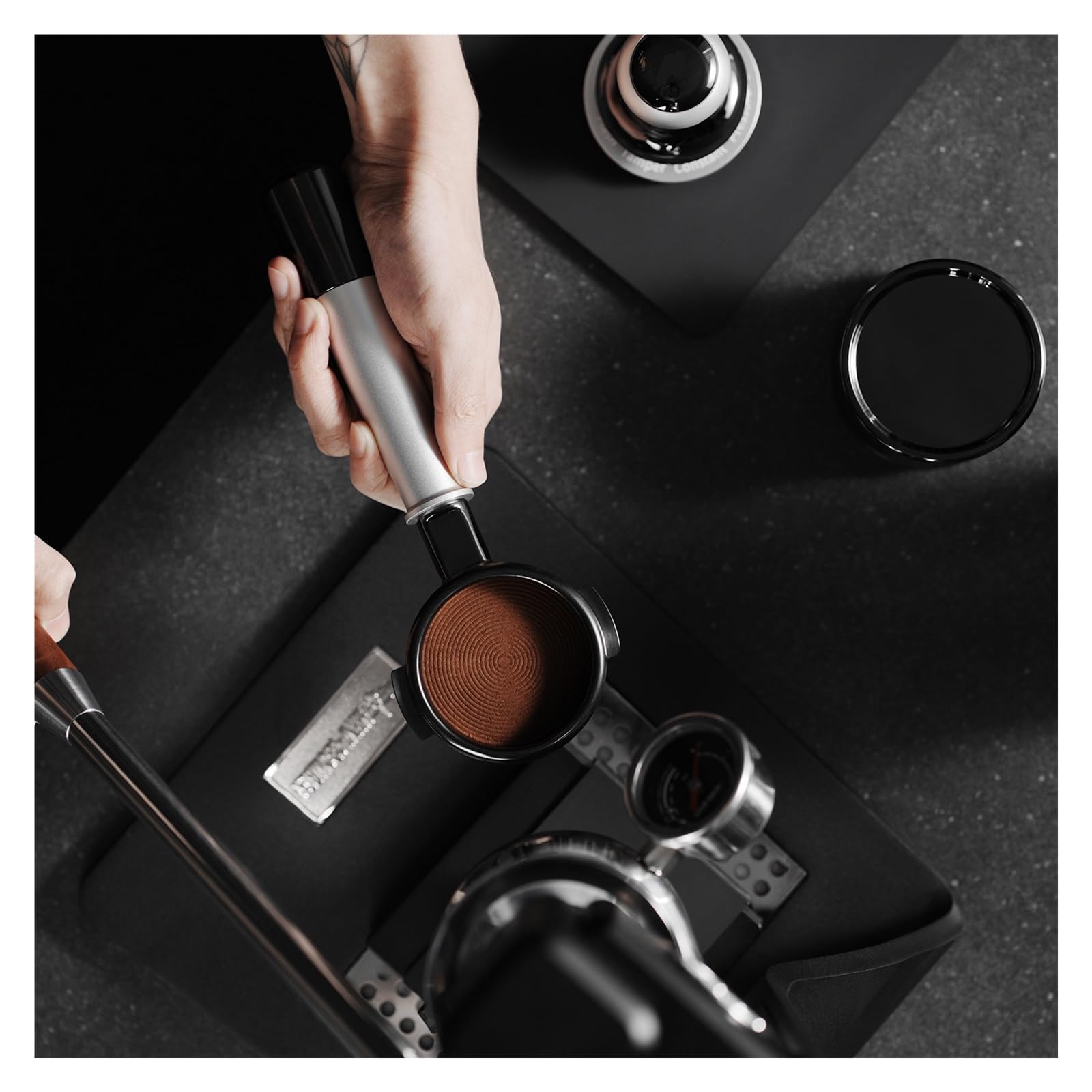 Portafiltro Sin Fondo, Compatible Con La Marzocco, Mango De Metal For Cafetera De 58mm/E61, Adaptación Precisa(Red)