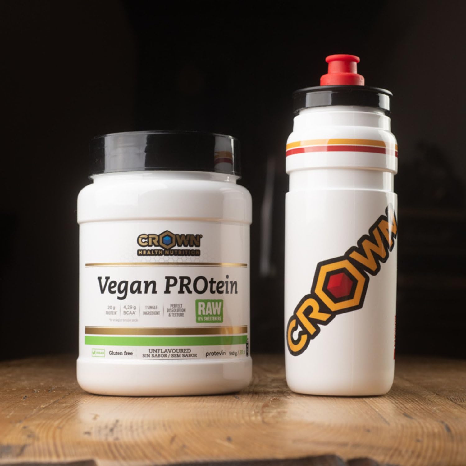 Crown Sport Nutrition Vegan PROtein Raw - Innovadora proteína vegana de alto rendimiento hecha a base de proteína de levadura (Saccharomyces Cerevisiae) (Bote de 540g (20 tomas), Sin sabor)