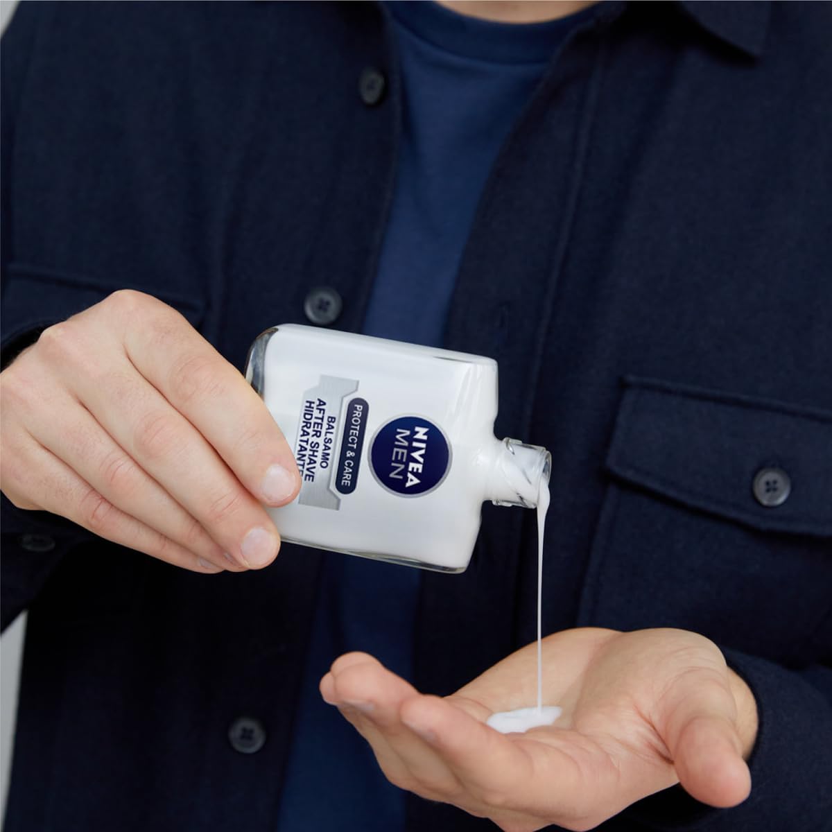 NIVEA MEN Chroni & Care After Shave Nawilżający balsam w opakowaniu 6 x 100 ml) z aloesem i prowitaminą B5 do pielęgnacji skóry po goleniu