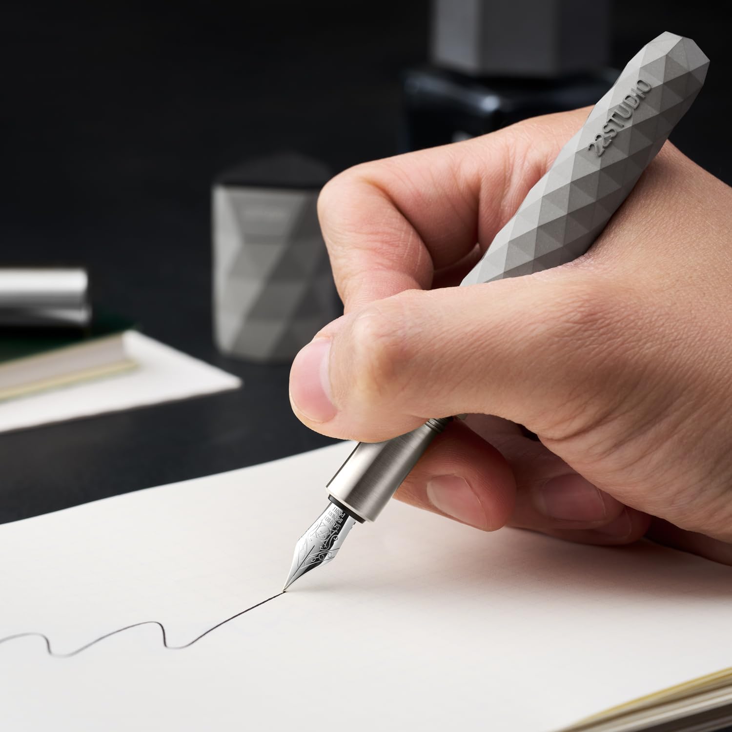 22STUDIO Polygon Fountain Pen | Luxury Writing Pen with Smooth Ink Flow | Exclusive Handcrafted Pen | Premium Design for Professional & Collector | Ideal Gift for Writers & Executives (Concrete Gray)