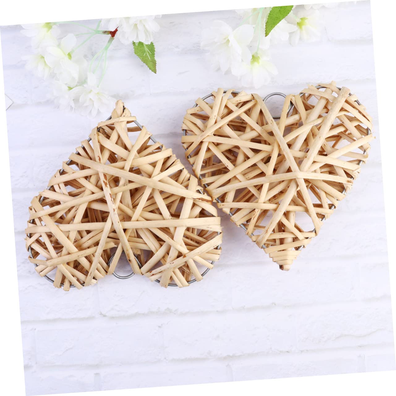 Ciieeo 2 Juegos De Colgantes De Corazón De Ratán Tejido Grandes Corazones Decorativos para El Hogar Fiestas Y Salas De Estar (4 Unidades)