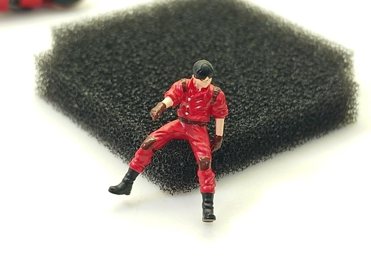 AKIRA カネダ フィギュア AKIRA』の健康優良不良少年「金田正太郎」のアクション