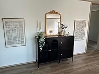 Review Image by M. Rea M. Rea