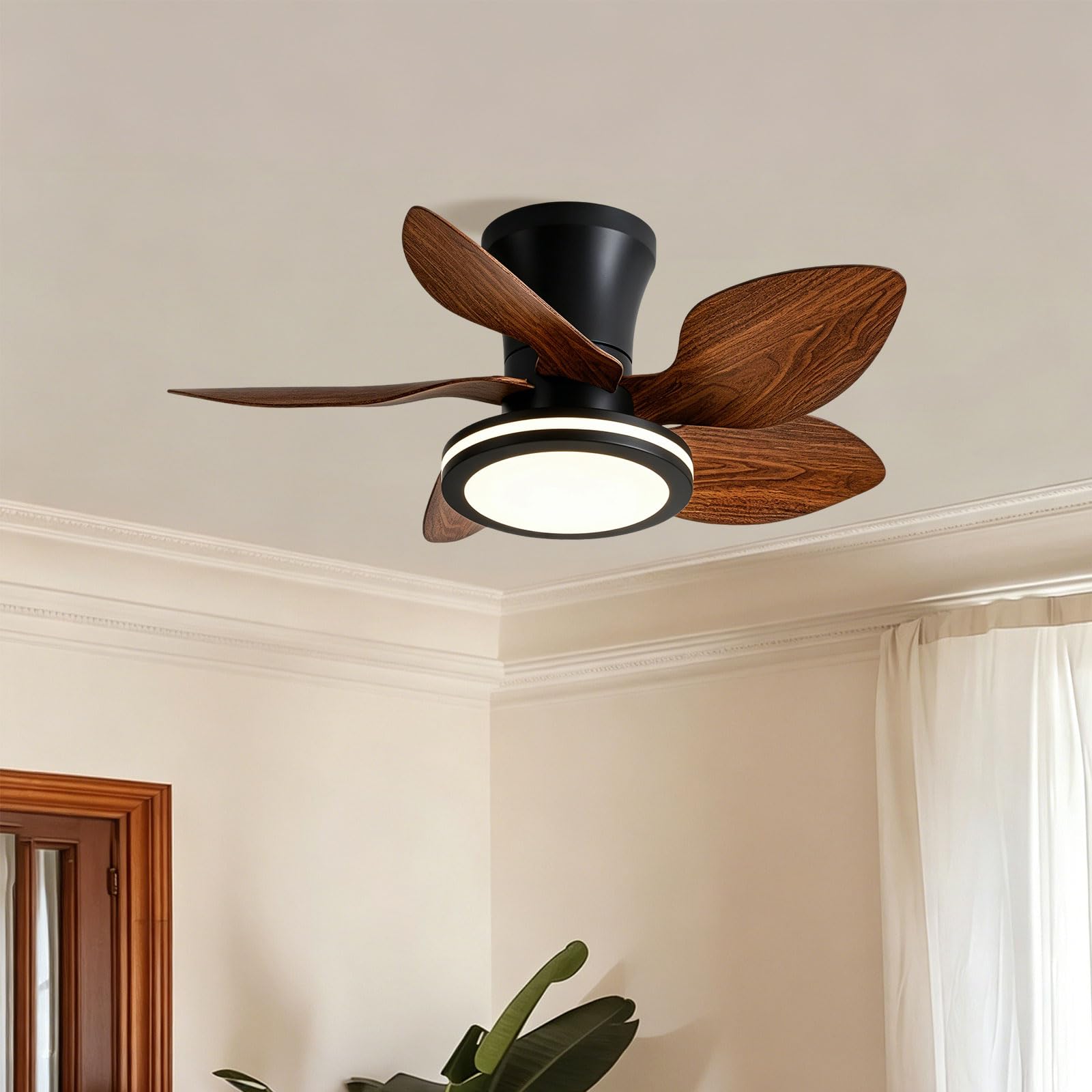 Ventilador de techo mini de 28" con 5 aspas y luz, silencioso e inteligente.