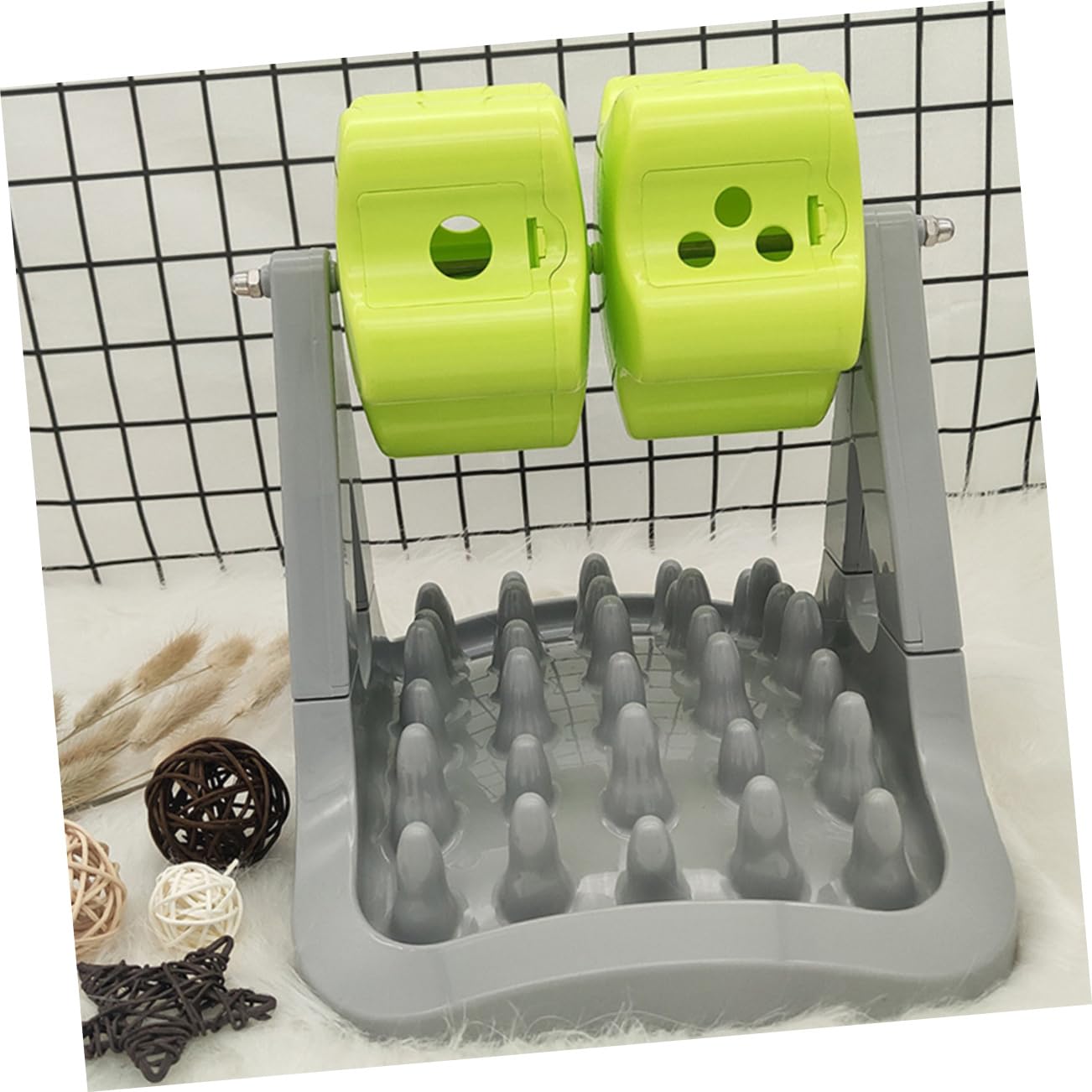 Mangeoire pour Chien Rotative Automatique en Abs Verte Compacte