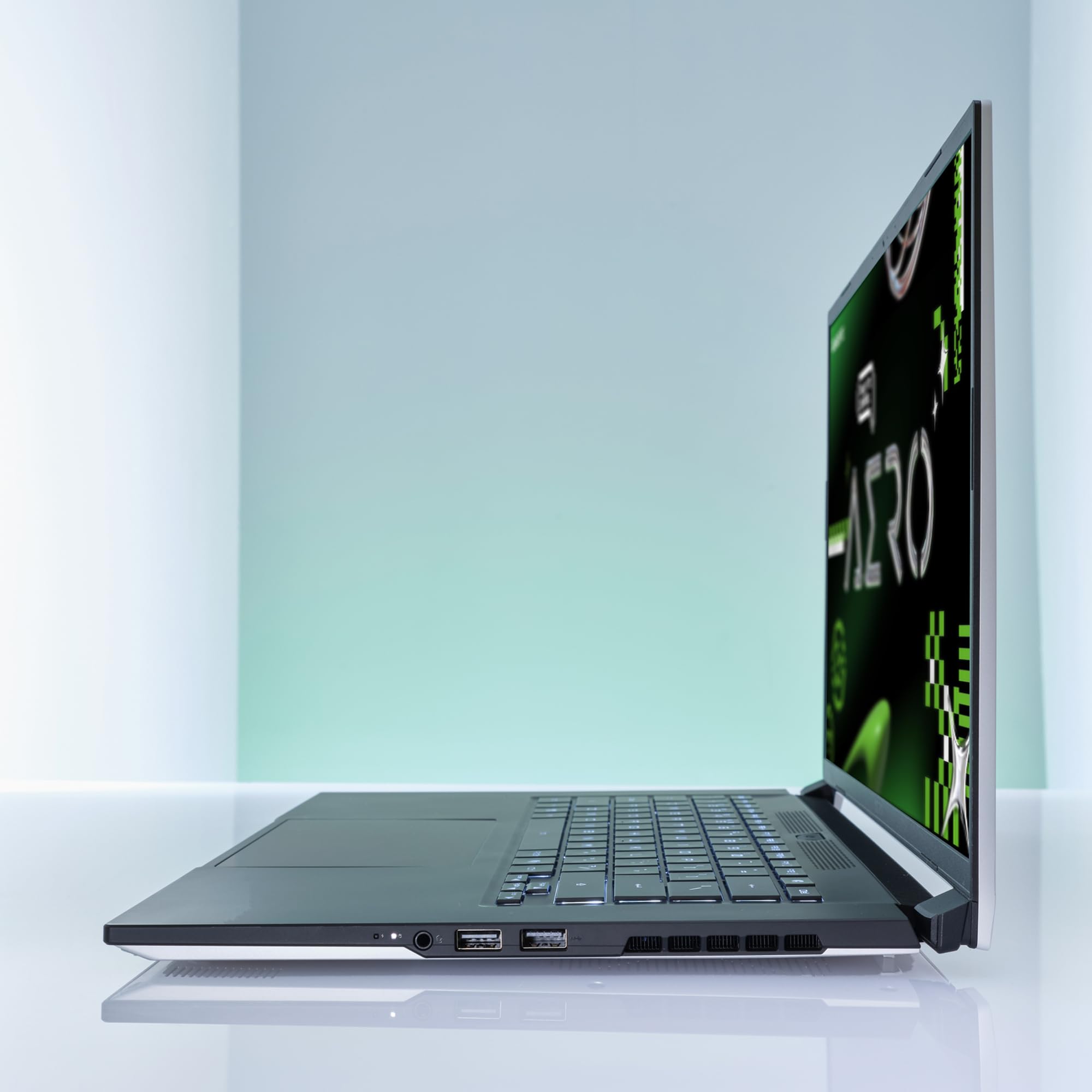 Amazon.co.jp: GIGABYTE ゲーミングノートPC GIGABYTE AERO X16