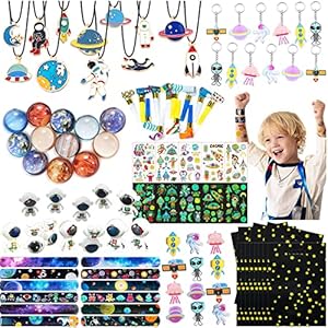 HIQE-FL 106 Pièces Fournitures de Fête à Thème Espace,Outer Espace Partie Fournitures avec Slap Bracelet,Fusée Porte…