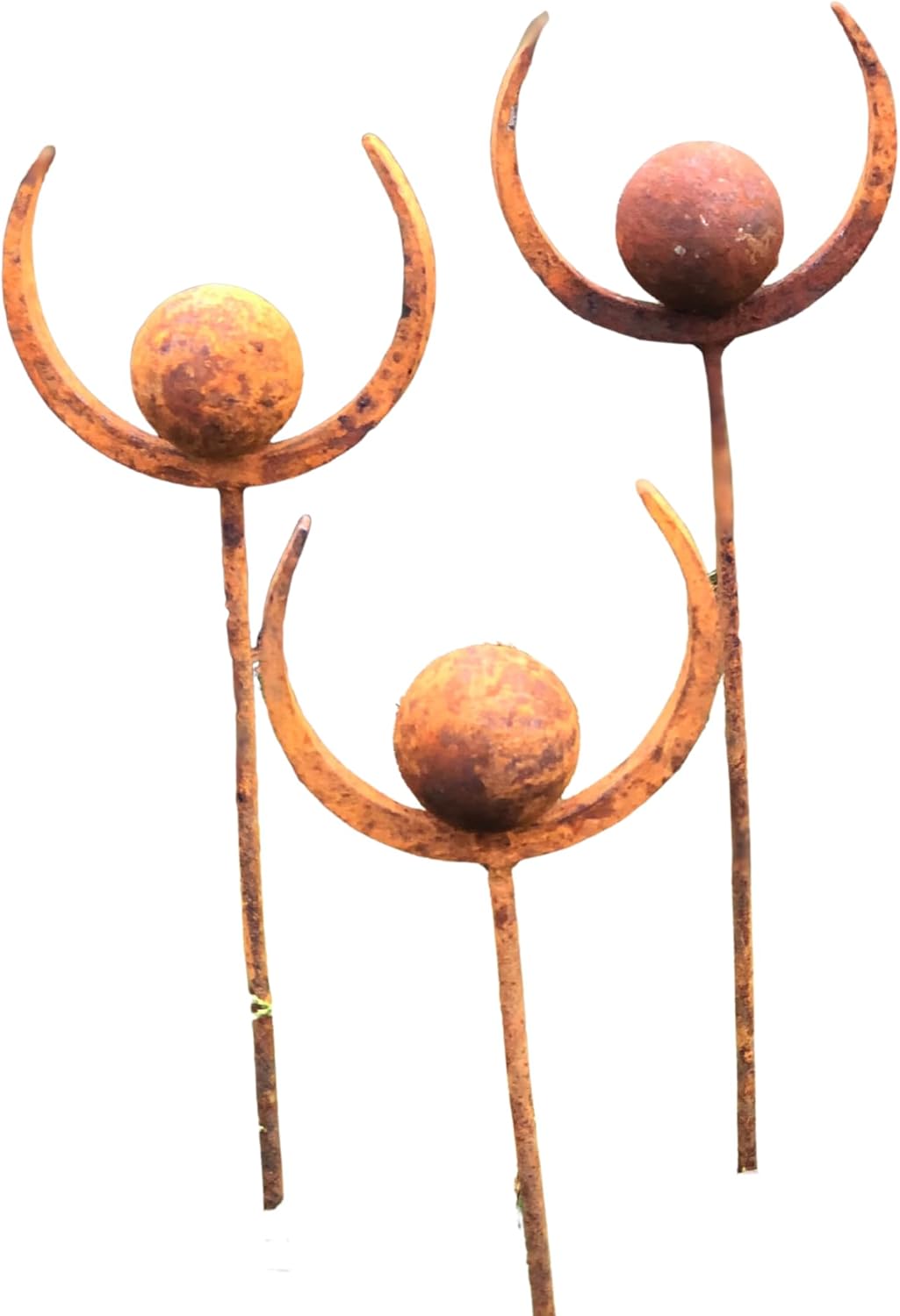 Set of 3 Rusty Metal Garden Stakes, Rusty Garden finials, Rusty Metal Ring Yard Art