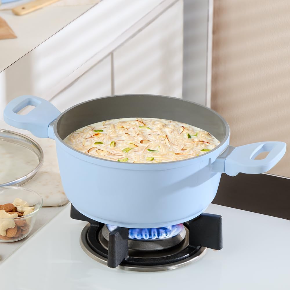 Borosil 1.7 L (18cm) Diecast with Ceramic Coating Casserole with Handle and Lid | PFOA/PFAS Free, Dishwasher Safe | Compatible for Gas & Induction | 1 Years Warranty, Sky Blue