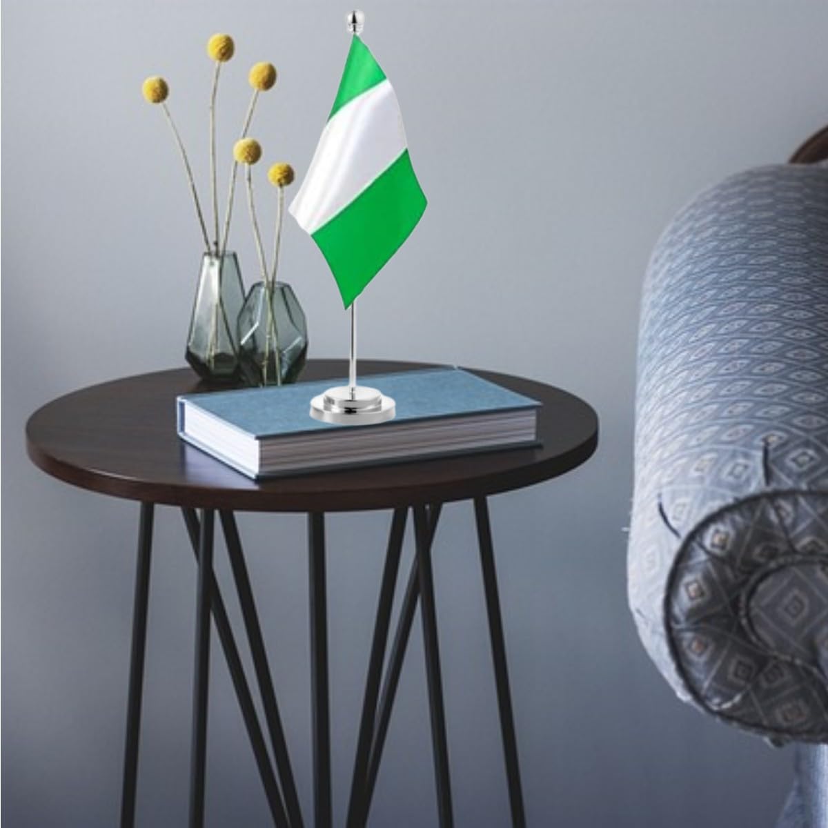Nigerian Table Flag with Resistant Stainless Steel Stand Base Nigeria Desk Flag For Veteran Office Home International Conference British Theme Party Holiday Decorations - Image 4