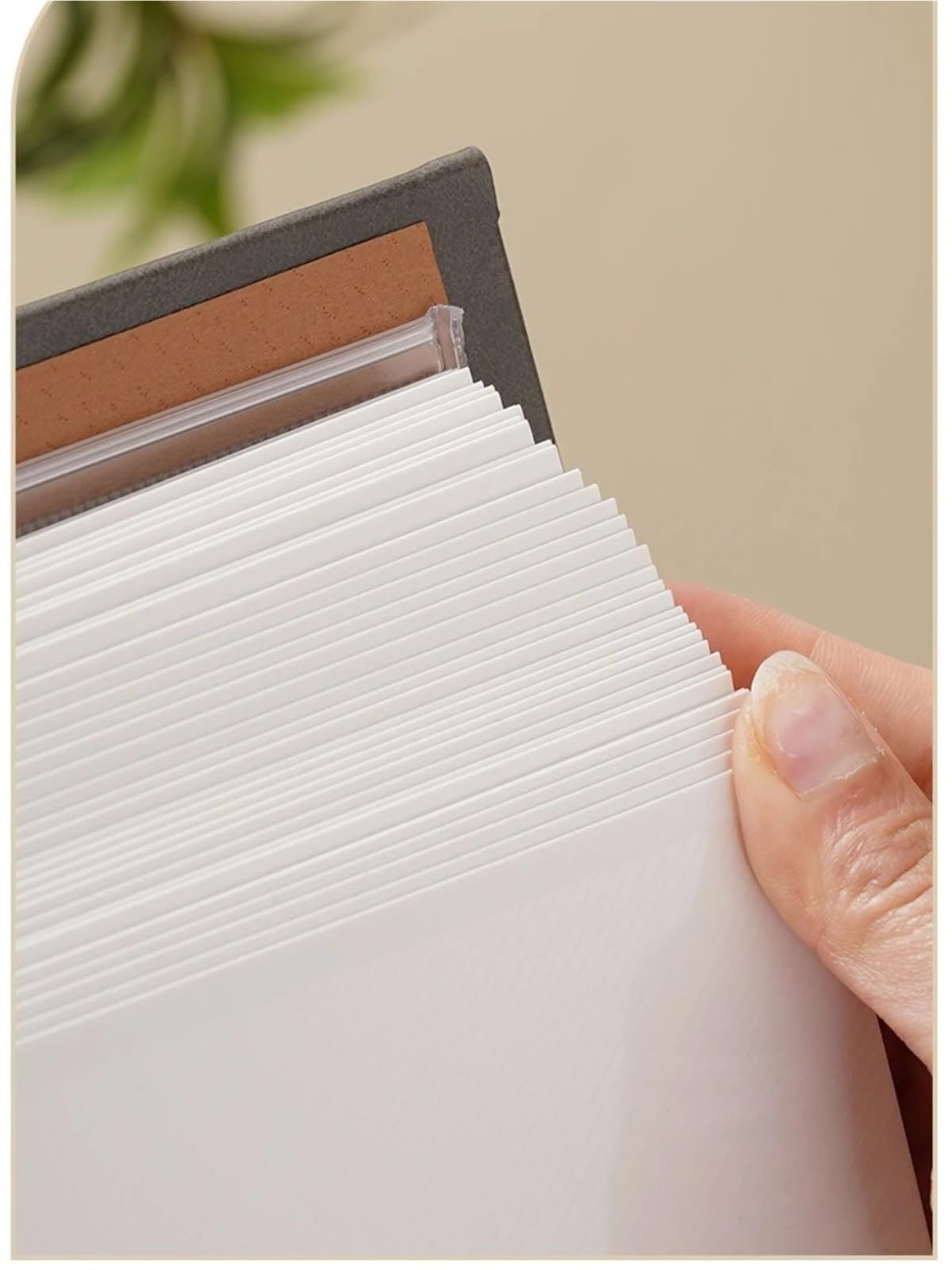 Fotoalbum Self-Adhesive Laminated Leather Photo Album – DIY Memory Book For 200 Photos (6-Inch), 20 Sheets/40 Pages(C Black pages)
