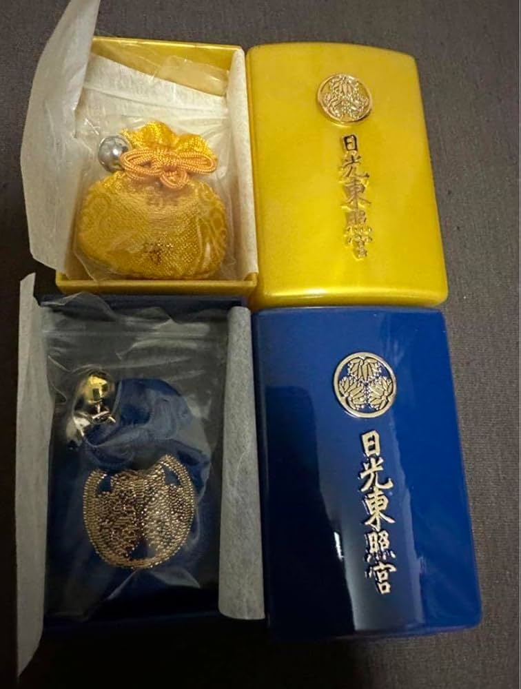 日光東照宮 金箔御守 特別御祈祷 715HaaqVFsL._UF350,350_QL50_.jpg