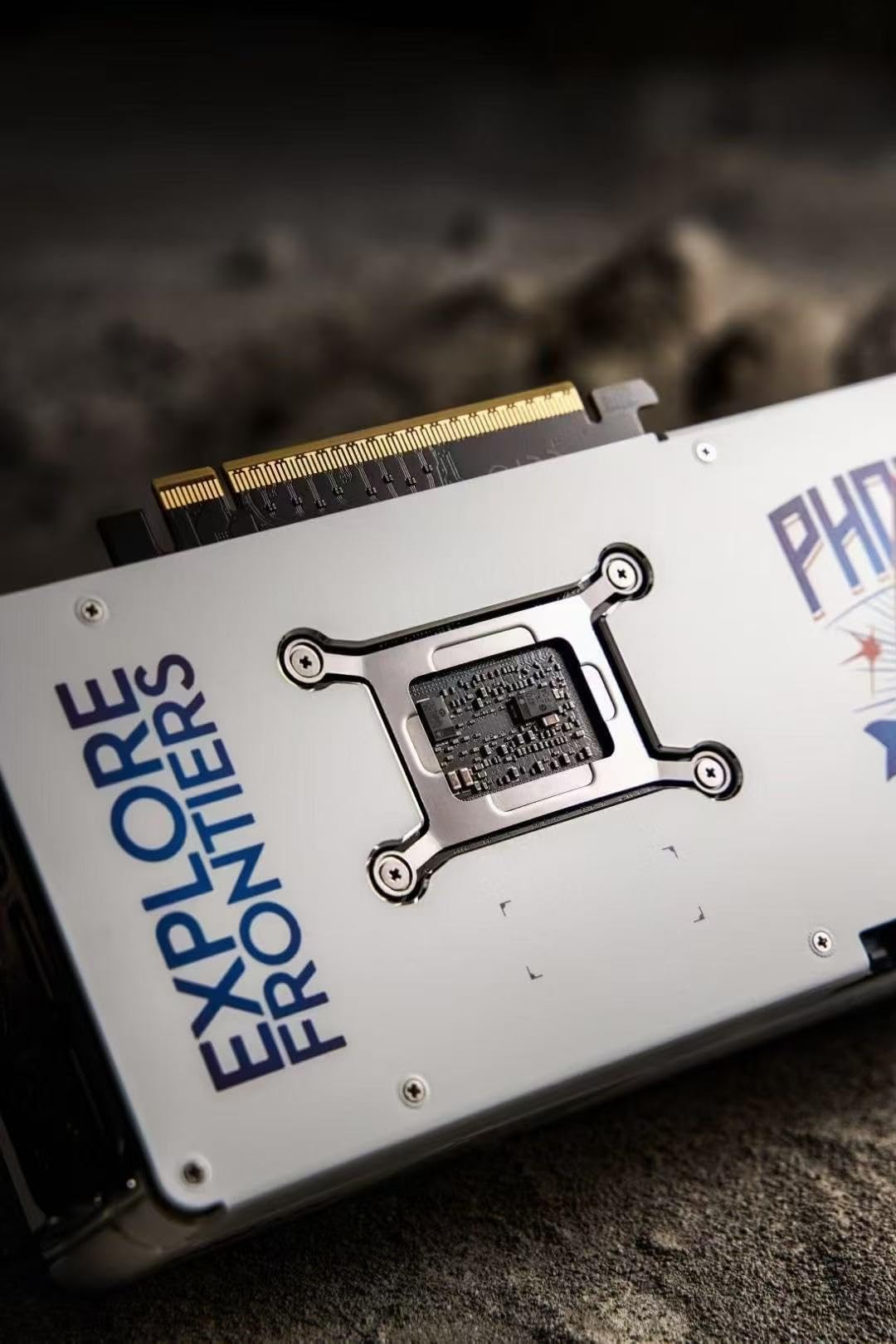 Amazon | WEELIAO GUNNIR Intel Arc B570 Photon 10G ホワイト