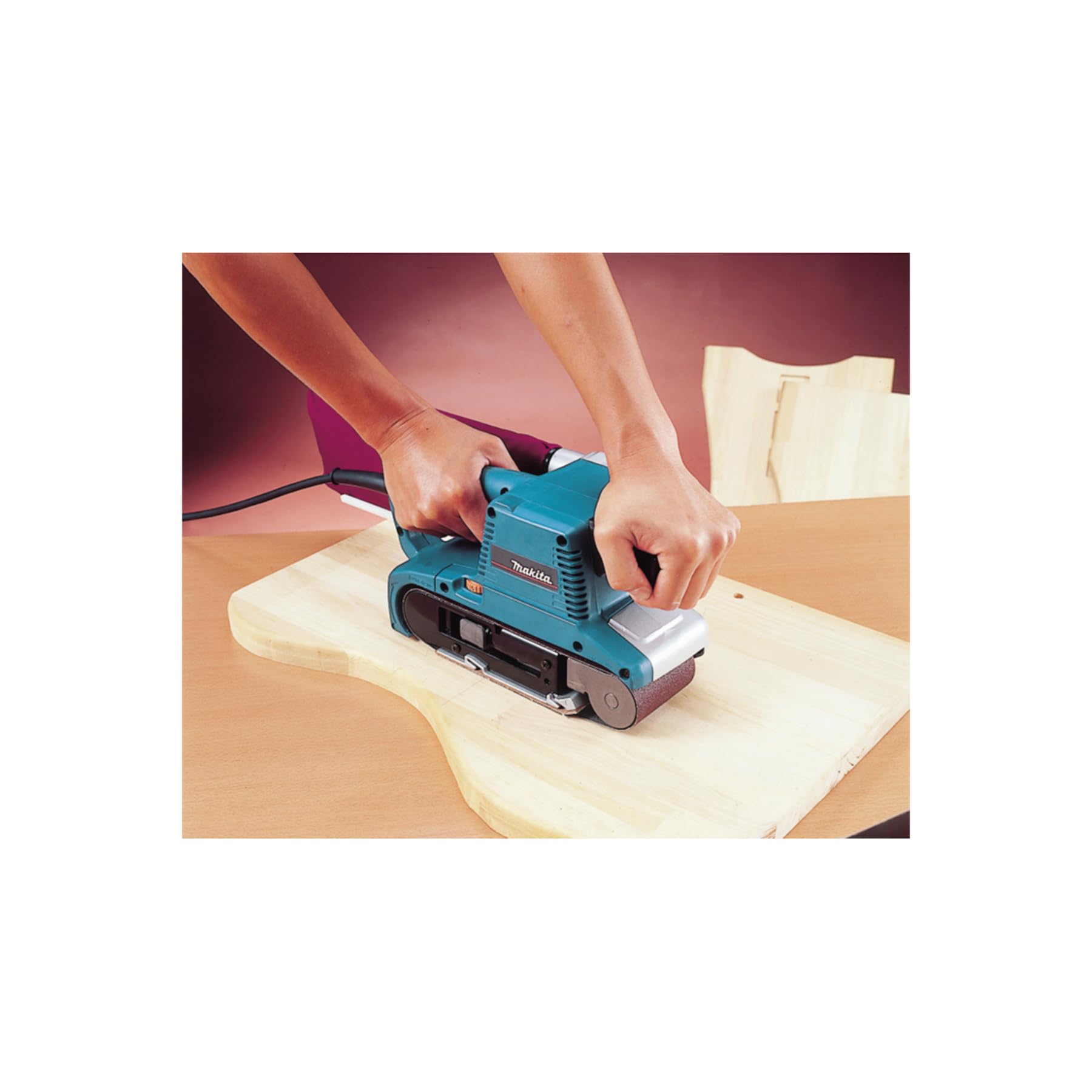 Makita 9903 - Lijadora De Banda 76X533Mm