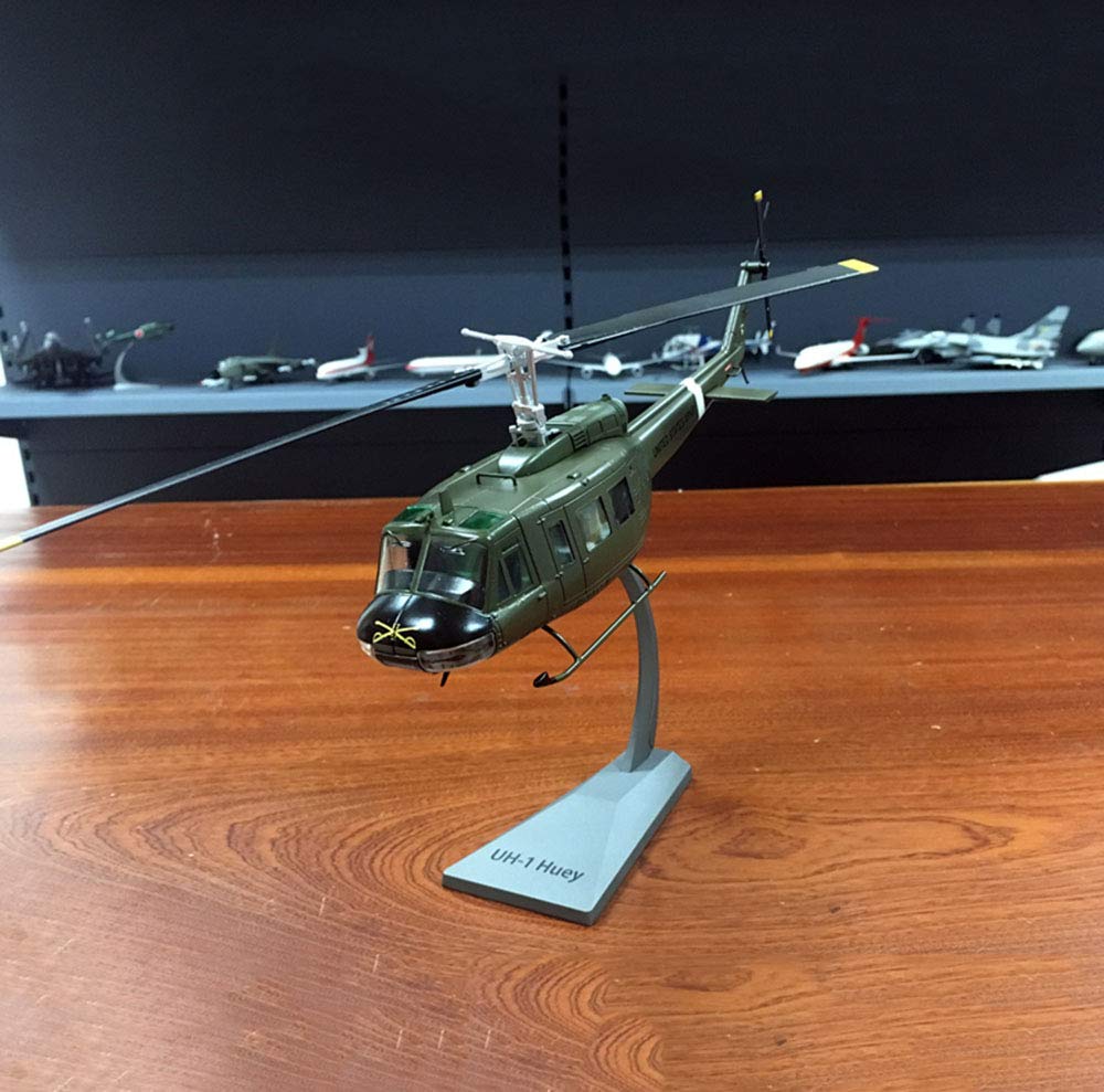 米軍放出品　米軍　UH−1 操縦桿　ヒューイ　送料無料 Amazon.co.jp: 1/72スケール軍事UH-1Hヒューイヘリコプター米軍合金