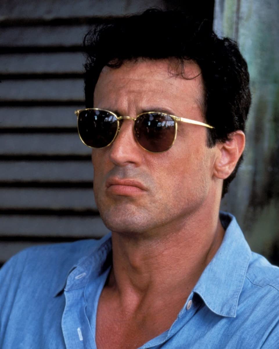 Worldphotographs Cliffhanger (1993) Sylvester Stallone 10X8 Photo