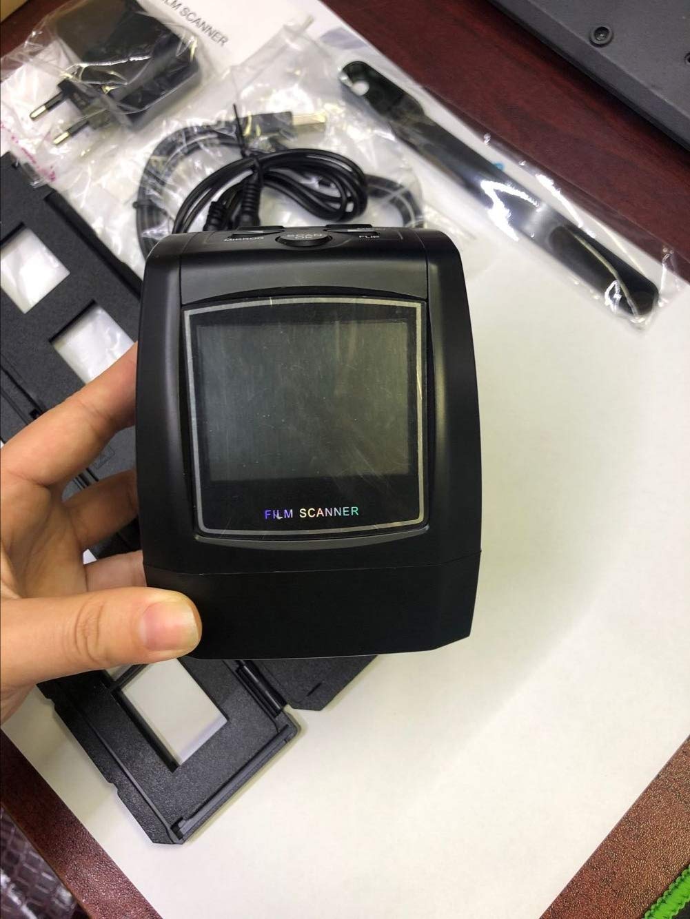 Scanner de pellicule 35 mm avec écran couleur TFT 6,1 cm max prise en charge 10 MP négatif convertisseur de film numérique