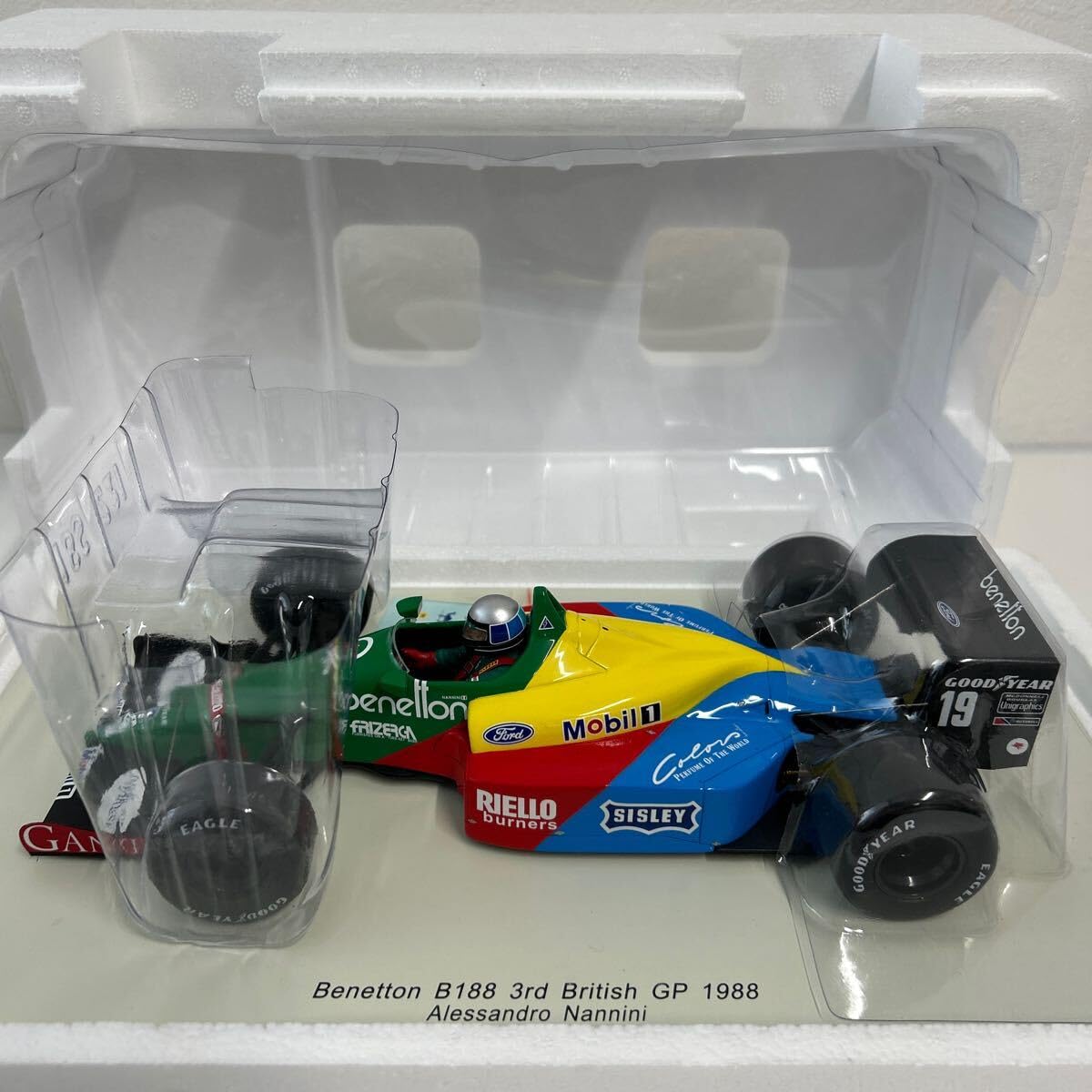 ミニカー Spark Benetton B188 3rd British GP 1988 Amazon | spark 1/18 Benetton B188 3rd British GP F1 1988