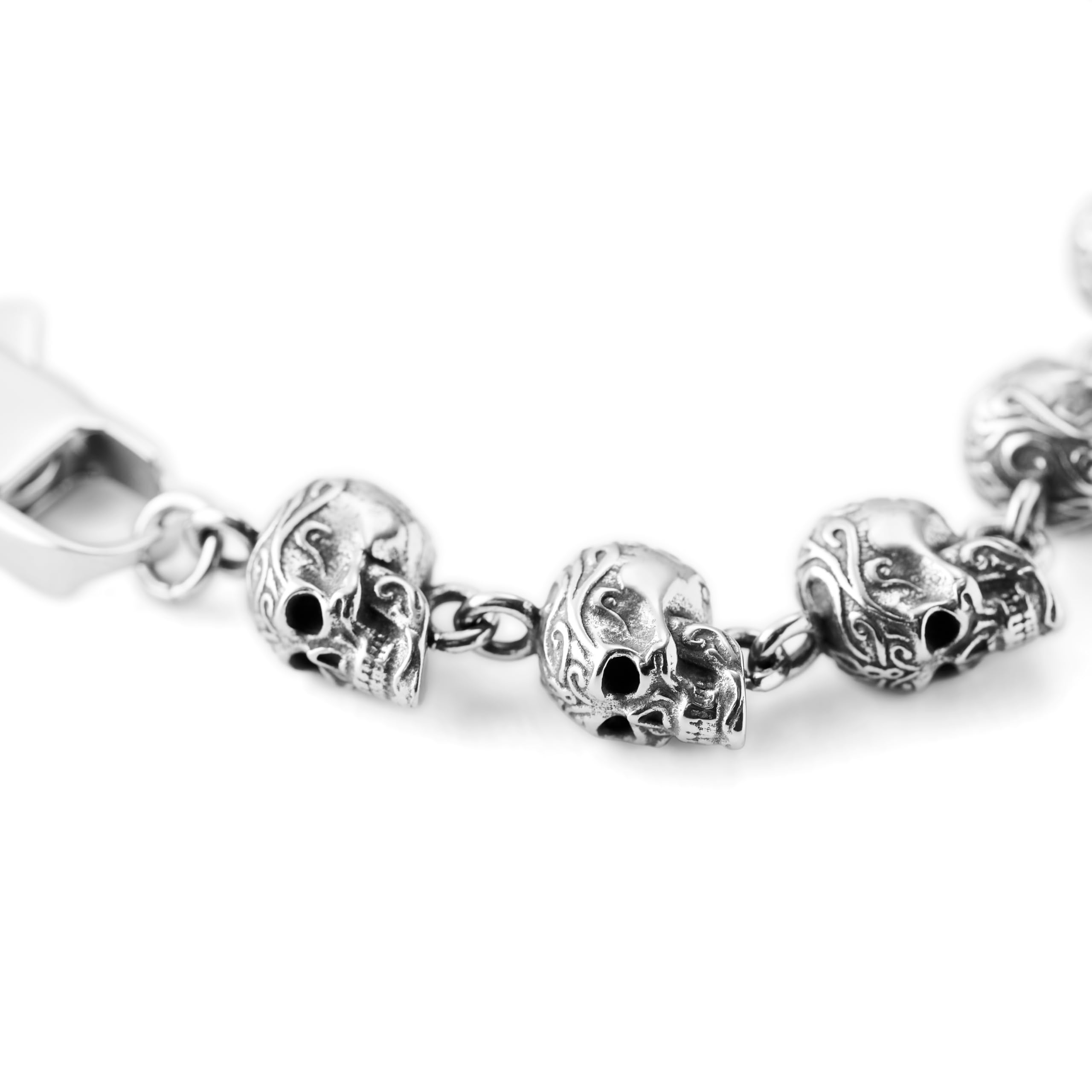 Arkai by Trendhim Pulsera para hombre con perlas de calavera de acero inoxidable, cierre de latón robusto y diseño detallado, diseño danés, accesorio informal