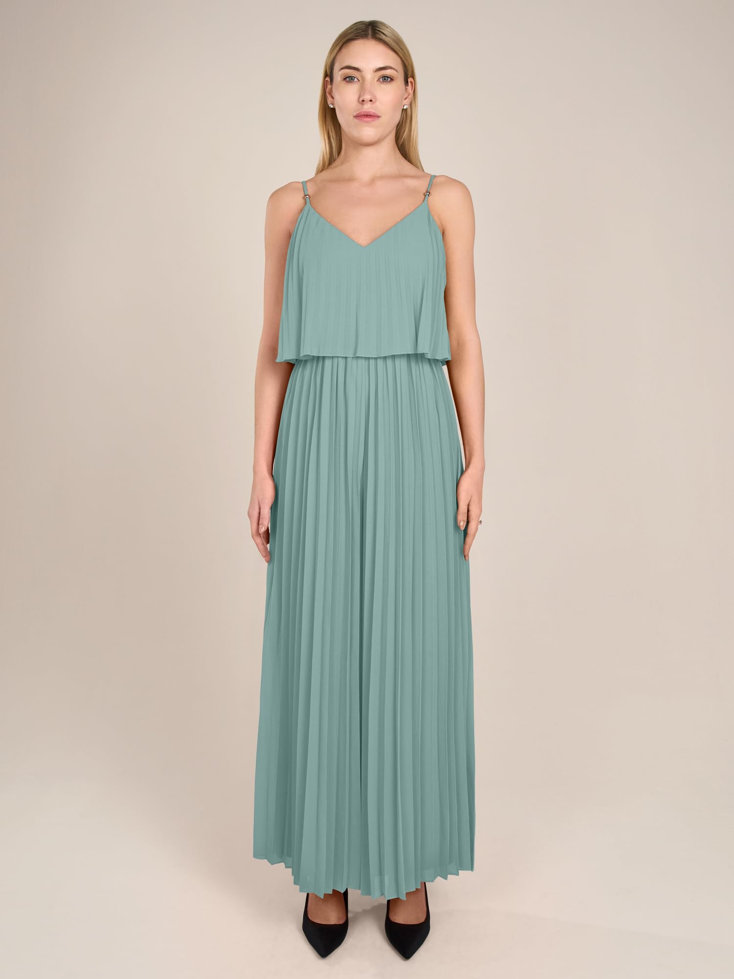 APART Plisseeoverall aus leicht körnigem, plissierten Chiffon mit Plisseefalten,