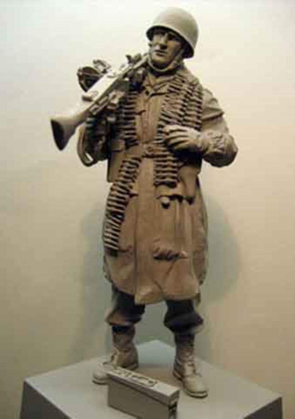 Figurine en résine d'infanterie ancienne 1/16 avec support de lanceur maquette GK à peindre