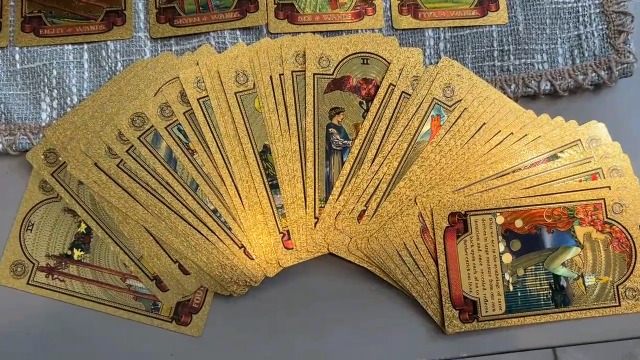 Amazon.com: KIINO 78 Gold foil Tarot Cards with Guide Book Tarot