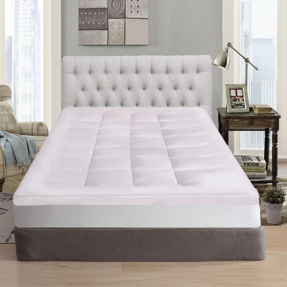 Super Soft Anti-Allergy Mattress Topper with Breathable Layer and Extra Comfort - Prolongs Mattress Life (White, Double (60x60x13 cm))